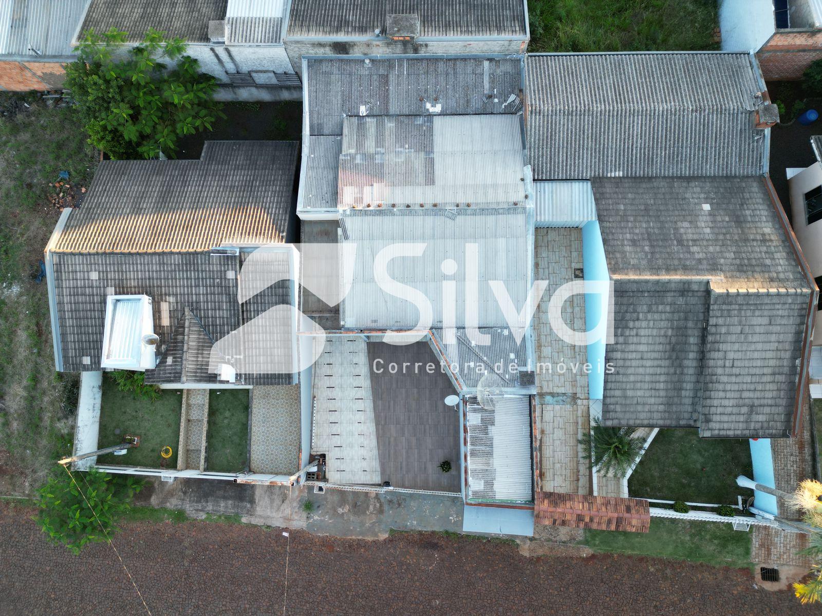 Casa a venda localizada no Loteamento Passanante, Dois Vizinhos-PR.
