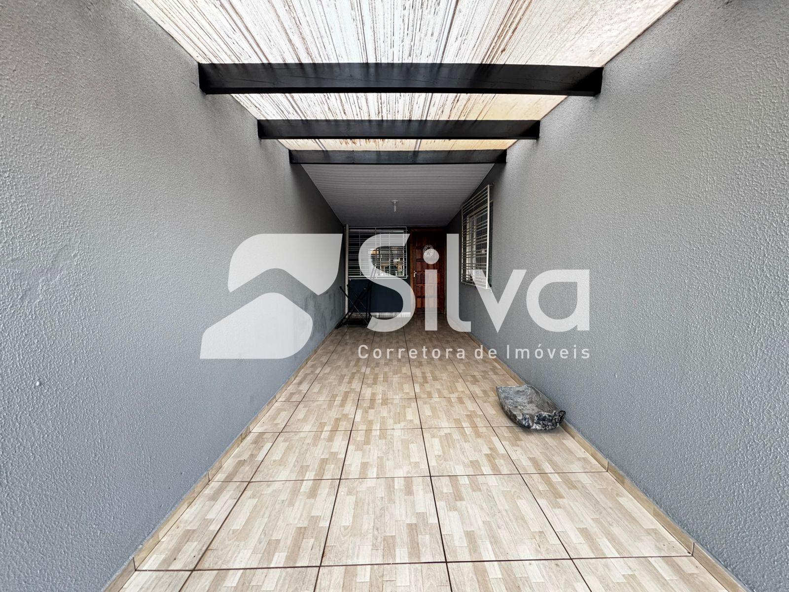 Casa a venda localizada no Loteamento Passanante, Dois Vizinhos-PR.
