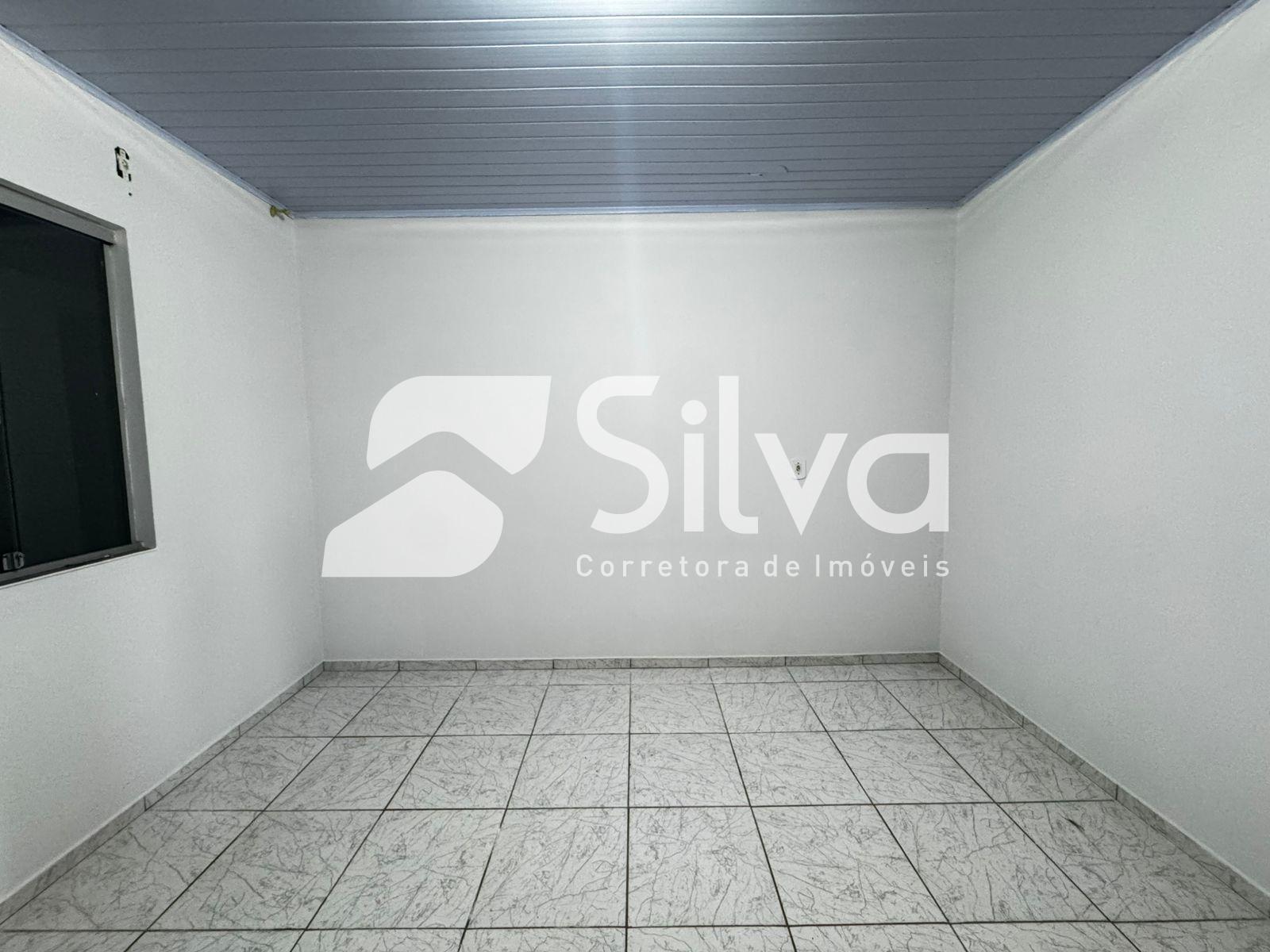 Casa a venda localizada no Loteamento Passanante, Dois Vizinhos-PR.