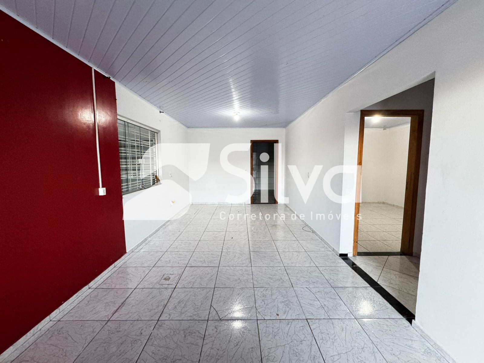 Casa a venda localizada no Loteamento Passanante, Dois Vizinhos-PR.
