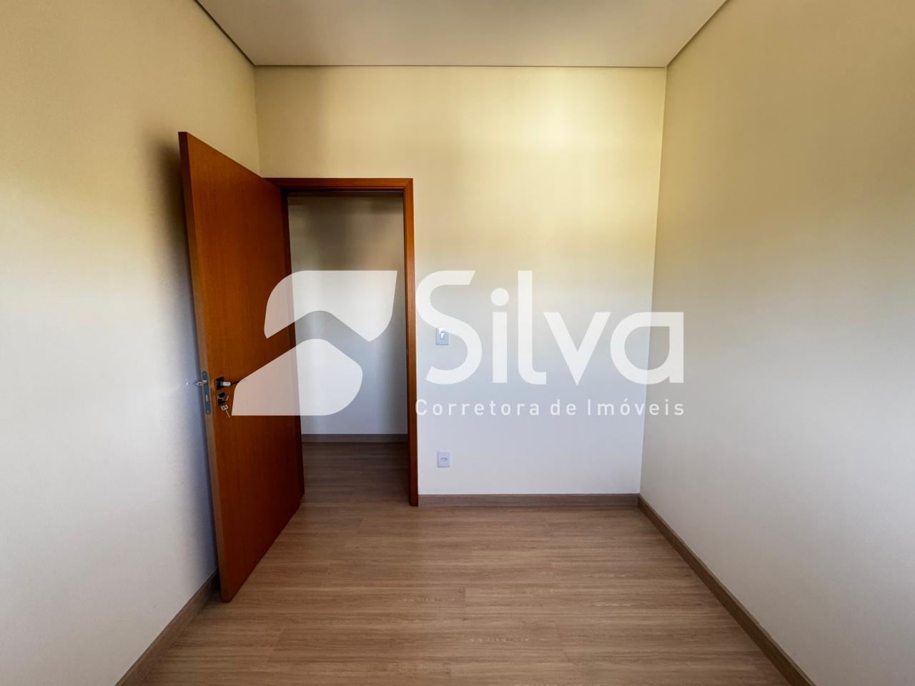 Apartamento para locao com 01 suite e 02 dormitorios - Centro Sul.