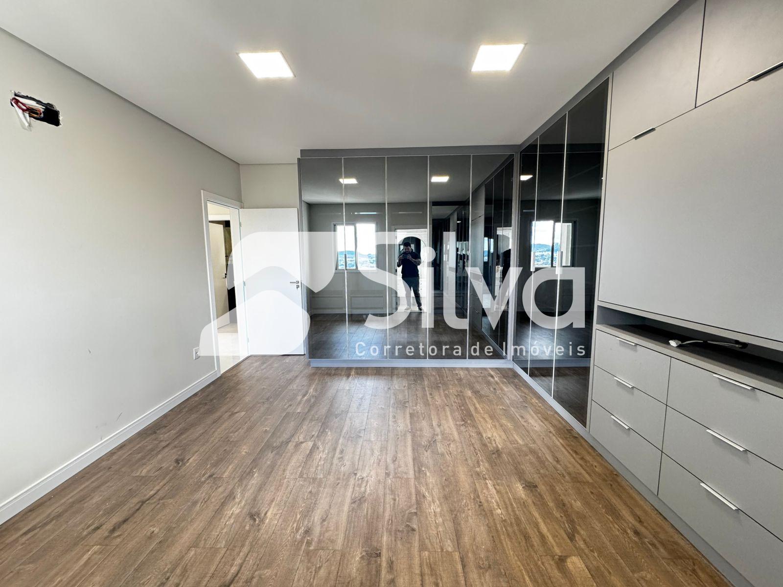 Apartamento Cobertura a venda localizado no Centro Norte, Dois Vizinhos-PR.