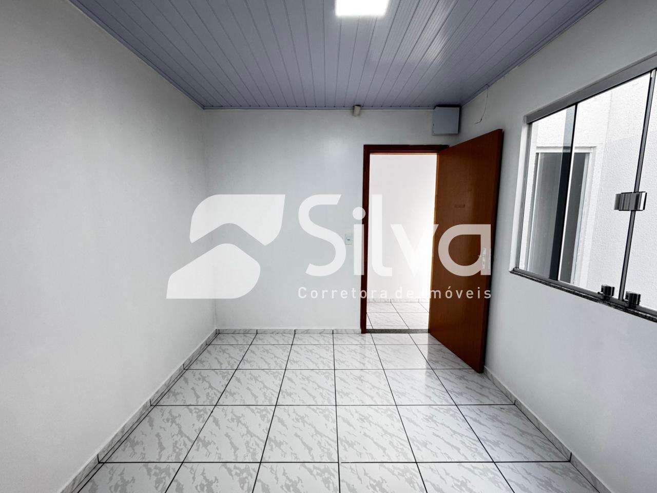Casa a venda localizada no Loteamento Jardim Universitrio, Dois Vizinhos-PR.