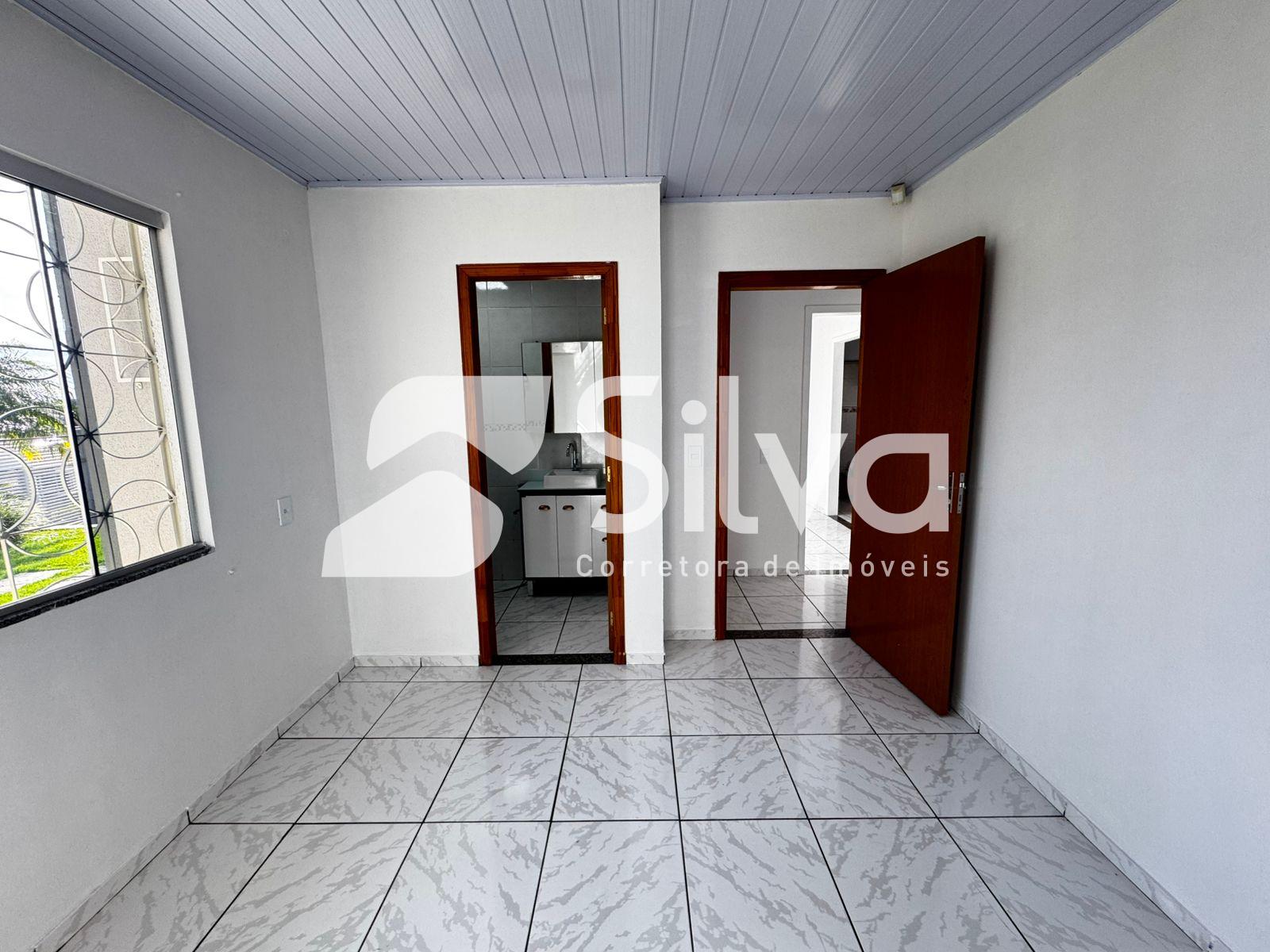 Casa a venda localizada no Loteamento Jardim Universitrio, Dois Vizinhos-PR.
