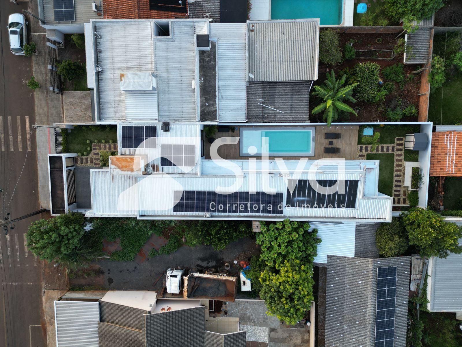 Casa a venda localizada no Bairro So Francisco de Assis, Dois Vizinhos-PR.