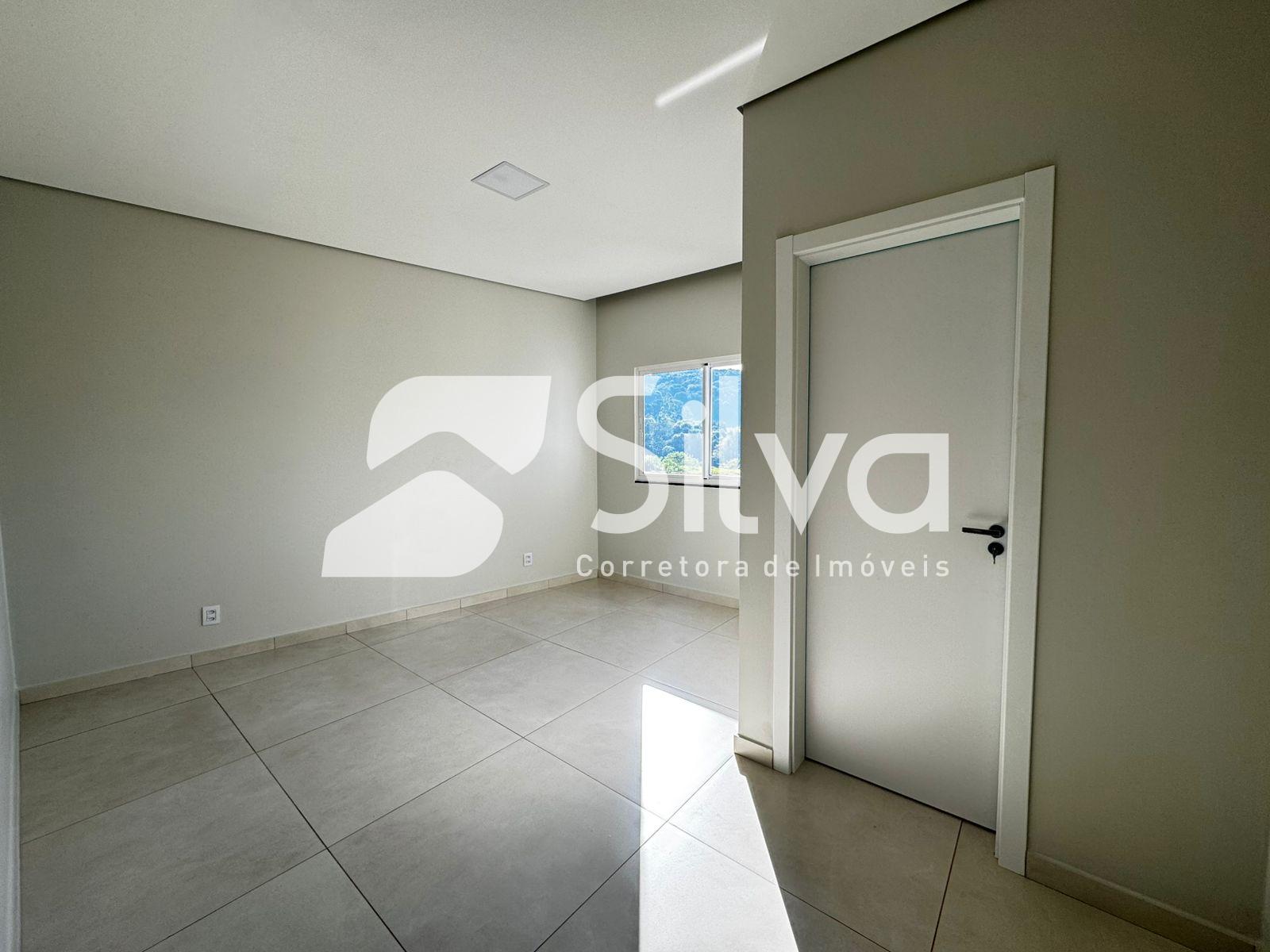 Casa a venda localizada no Loteamento Ecoville, Dois Vizinhos-PR.