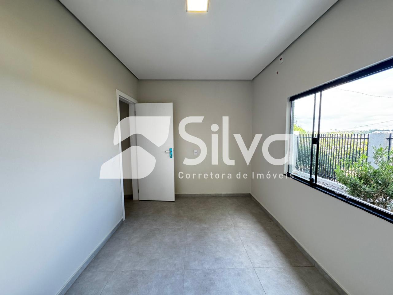 Casa a venda localizada no Bairro Nossa Senhora de Lurdes, Dois Vizinhos-PR.