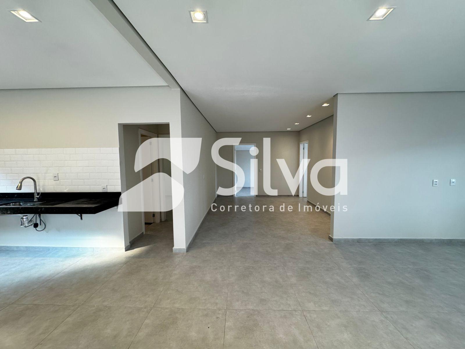 Casa a venda localizada no Bairro Nossa Senhora de Lurdes, Dois Vizinhos-PR.