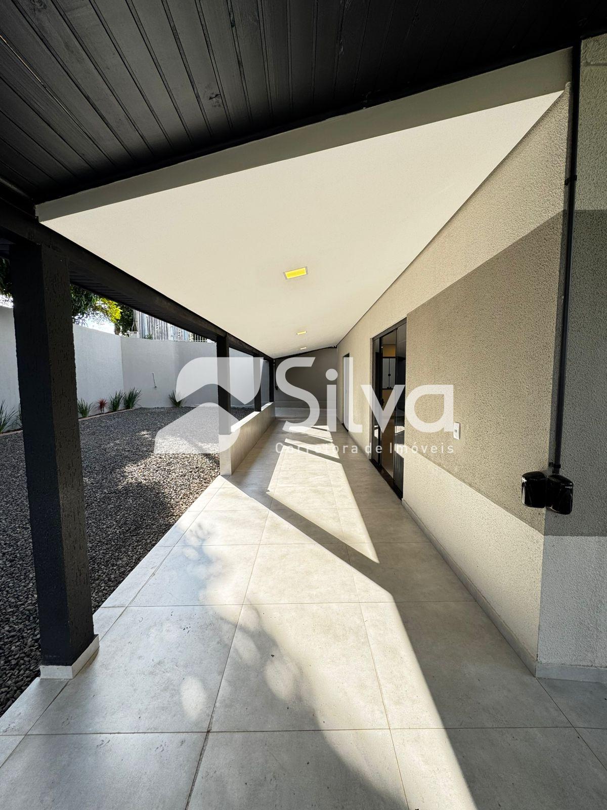 Casa a venda localizada no Bairro Nossa Senhora de Lurdes, Dois Vizinhos-PR.