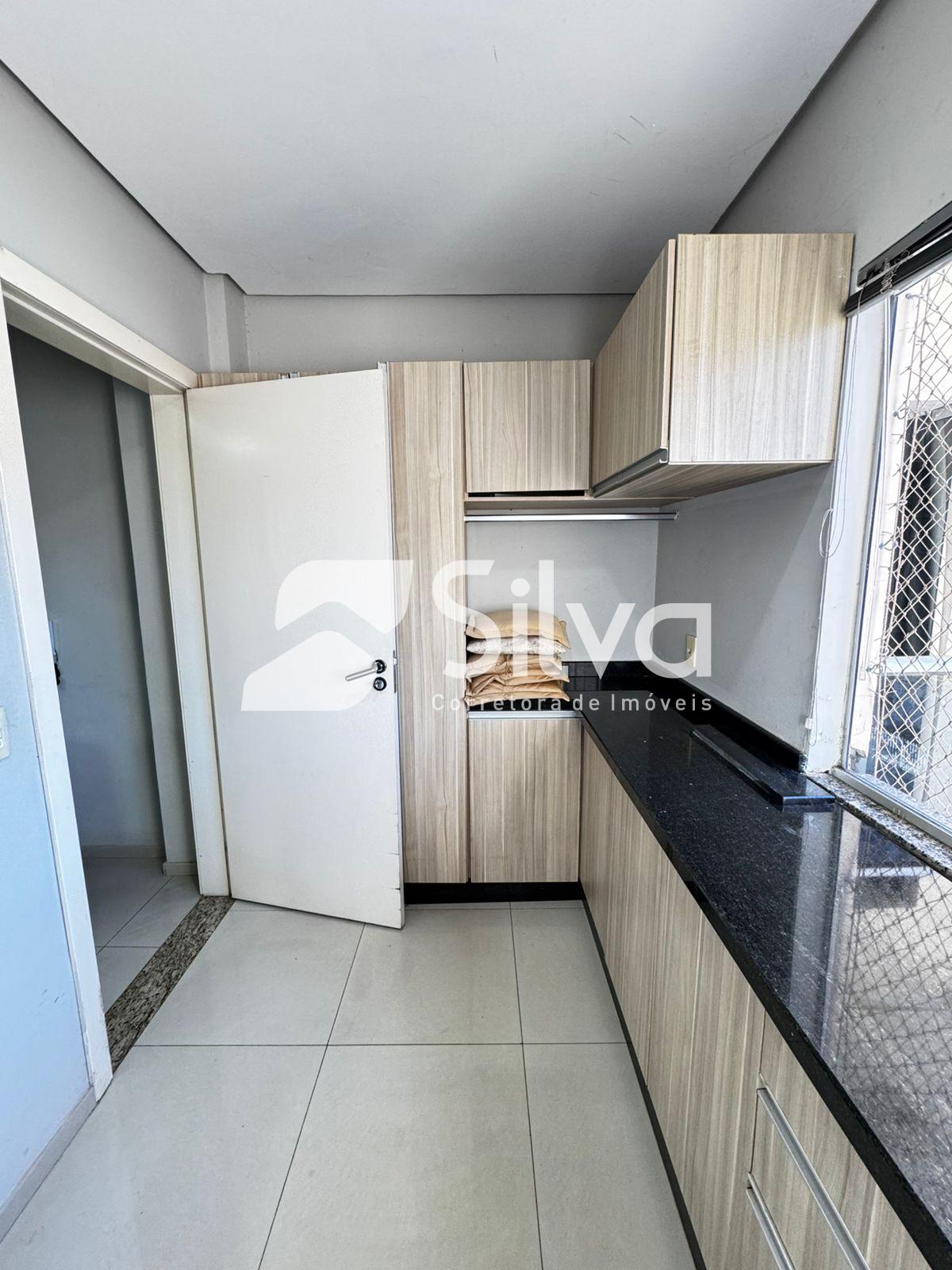 Apartamento para locao com 01 sute e 02 dormitrios - Centro Norte.