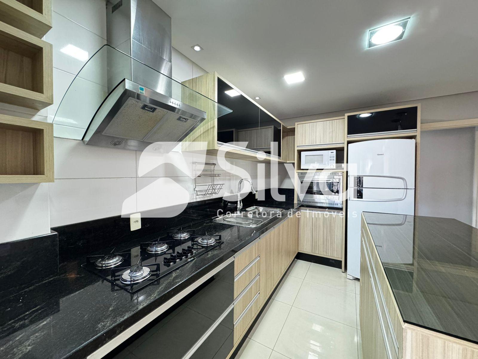 Apartamento para locao com 01 sute e 02 dormitrios - Centro Norte.