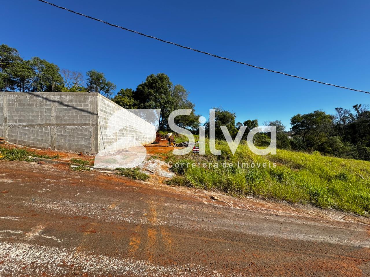 Lote a venda localizado no Loteamento Recanto, Dois Vizinhos-PR.