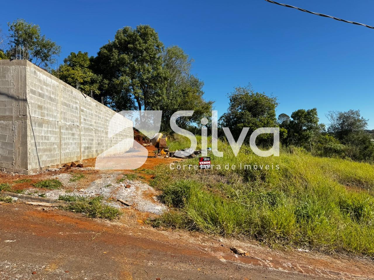 Lote a venda localizado no Loteamento Recanto, Dois Vizinhos-PR.
