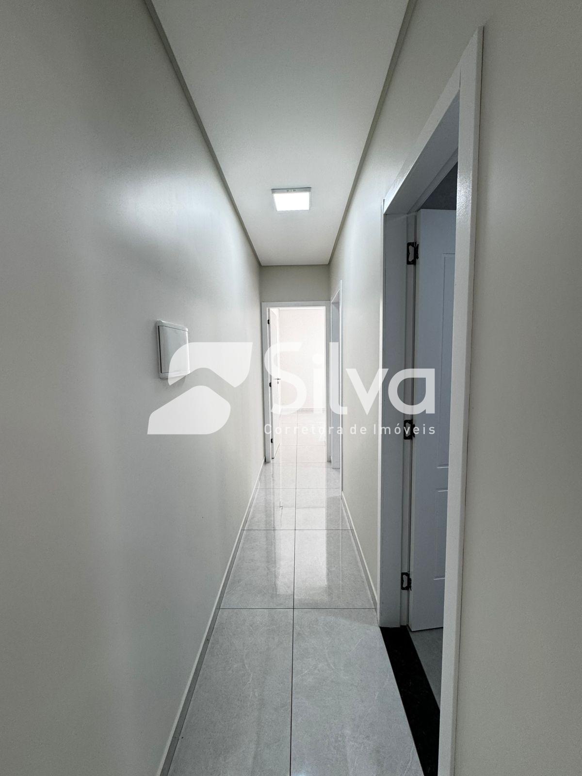 Casa a venda localizada no Bairro Nossa Senhora da Salete, Dois Vizinhos-PR.