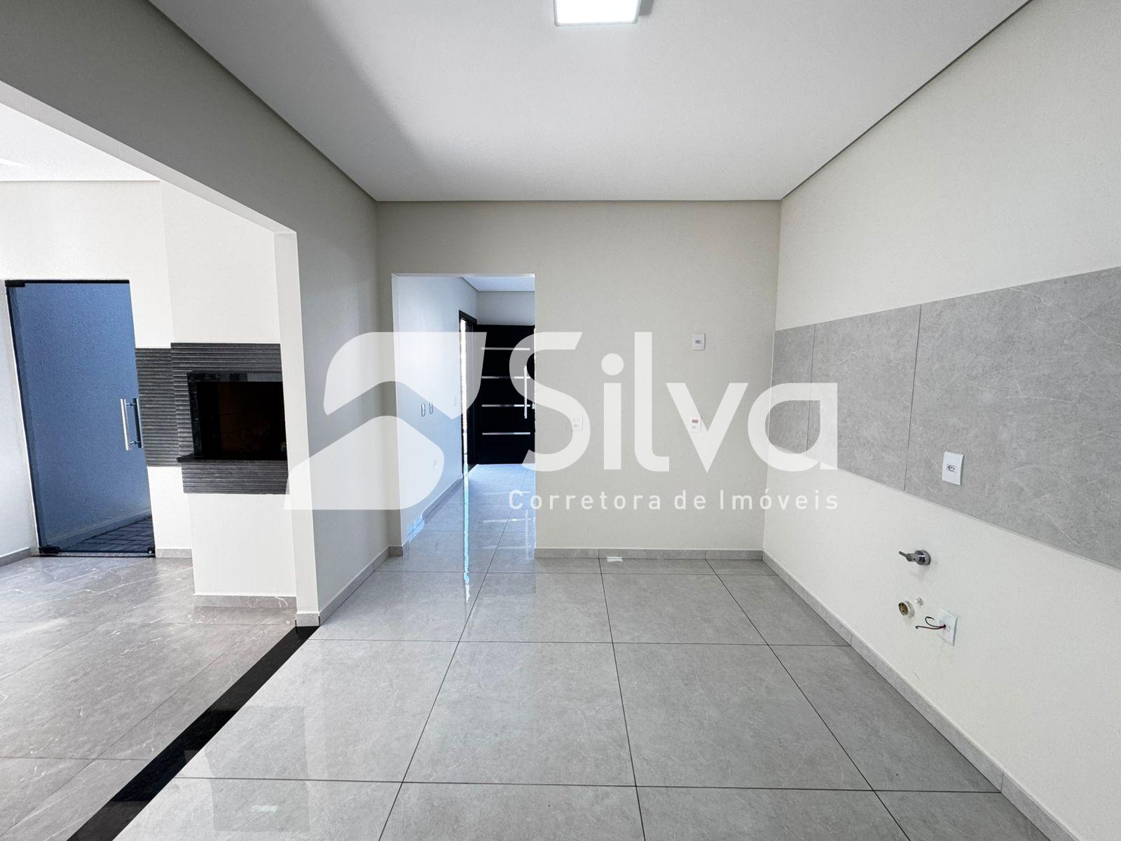 Casa a venda localizada no Bairro Nossa Senhora da Salete, Dois Vizinhos-PR.