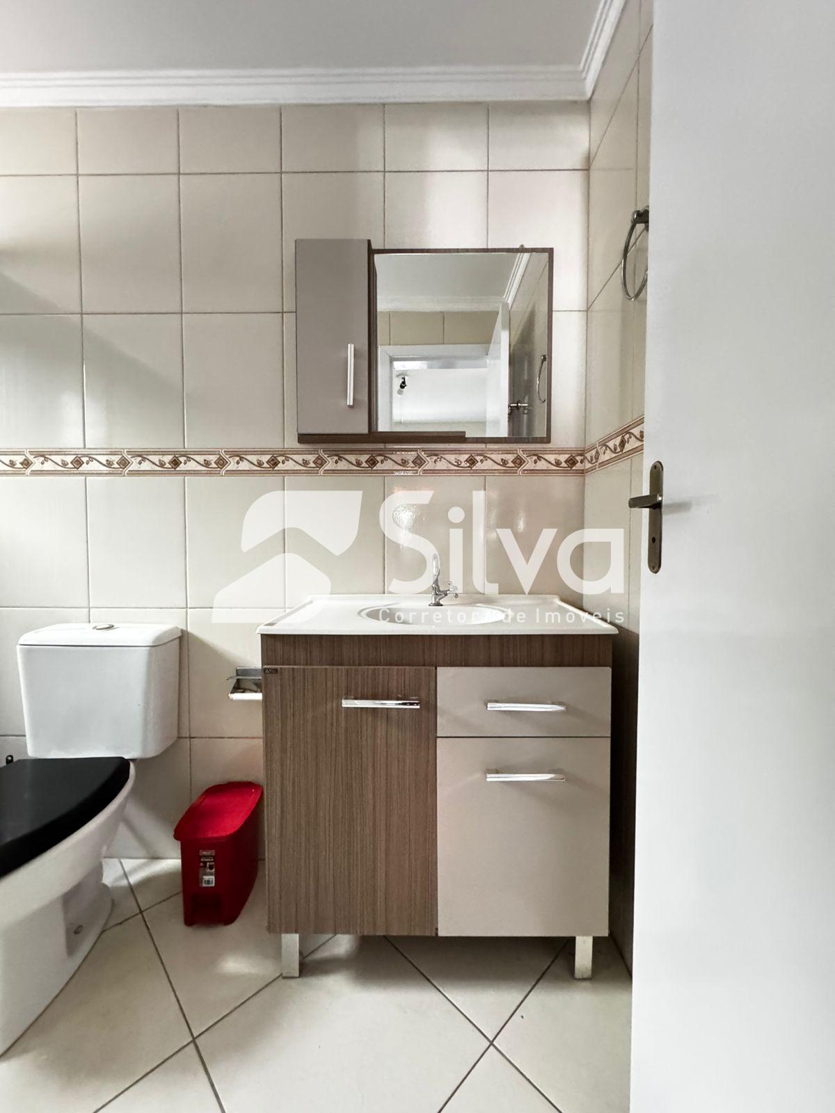 Apartamento Semi Mobiliado Para Locação, 01 suíte e 02 dormitórios - Centro Norte