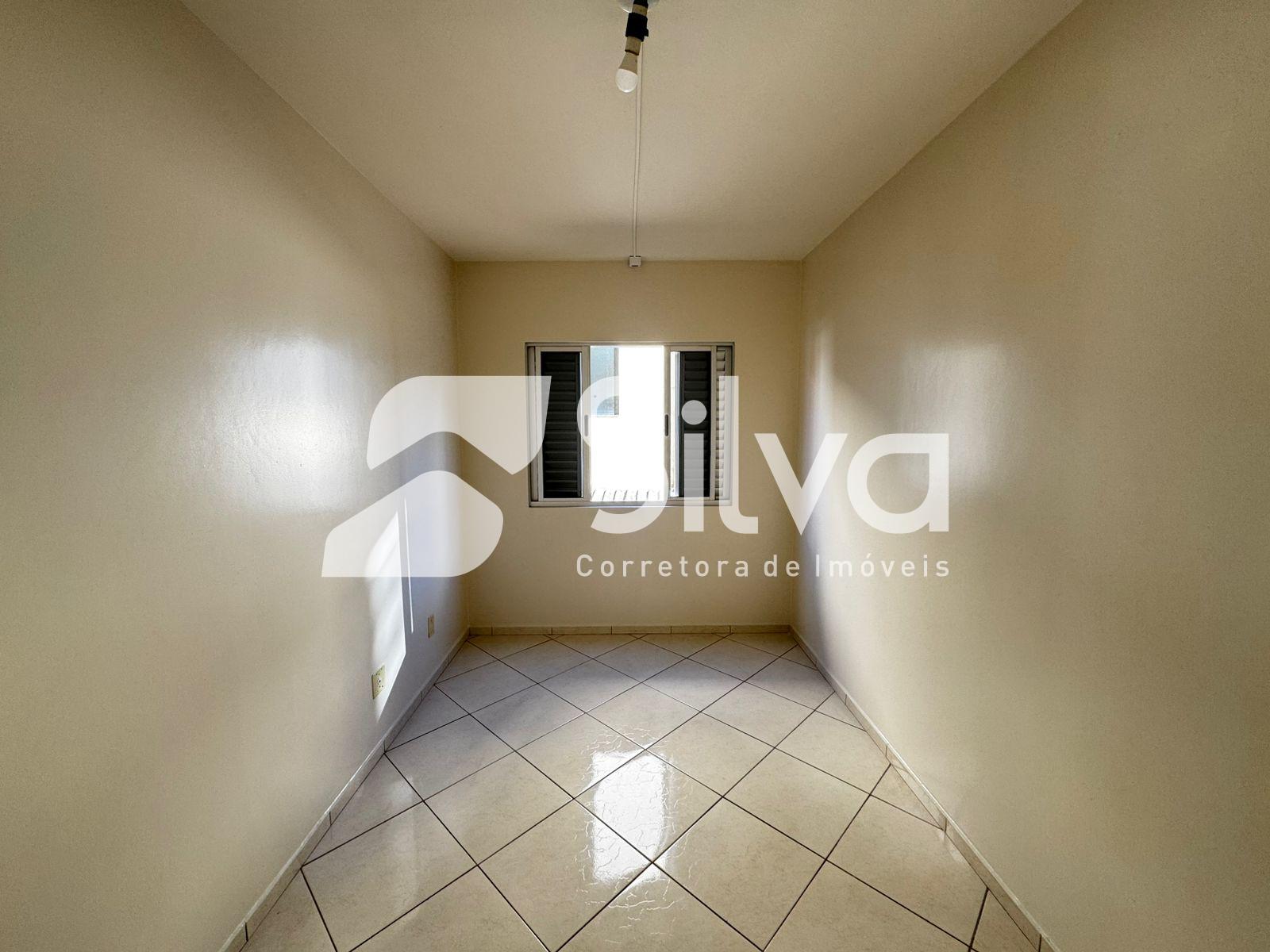 Apartamento Semi Mobiliado Para Locação, 01 suíte e 02 dormitórios - Centro Norte