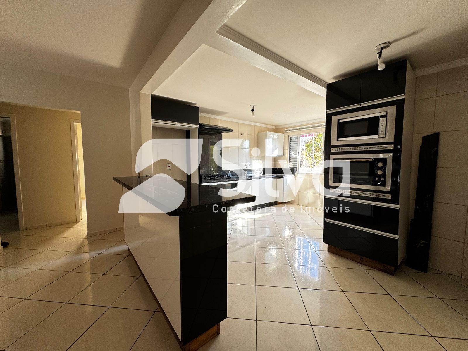 Apartamento Semi Mobiliado Para Locação, 01 suíte e 02 dormitó...