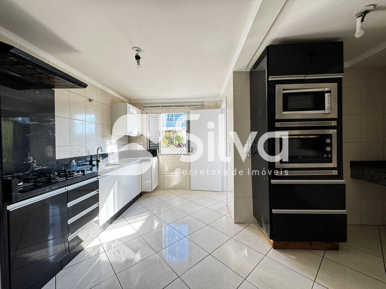 Apartamento Semi Mobiliado Para Locação, 01 suíte e 02 dormitórios - Centro Norte