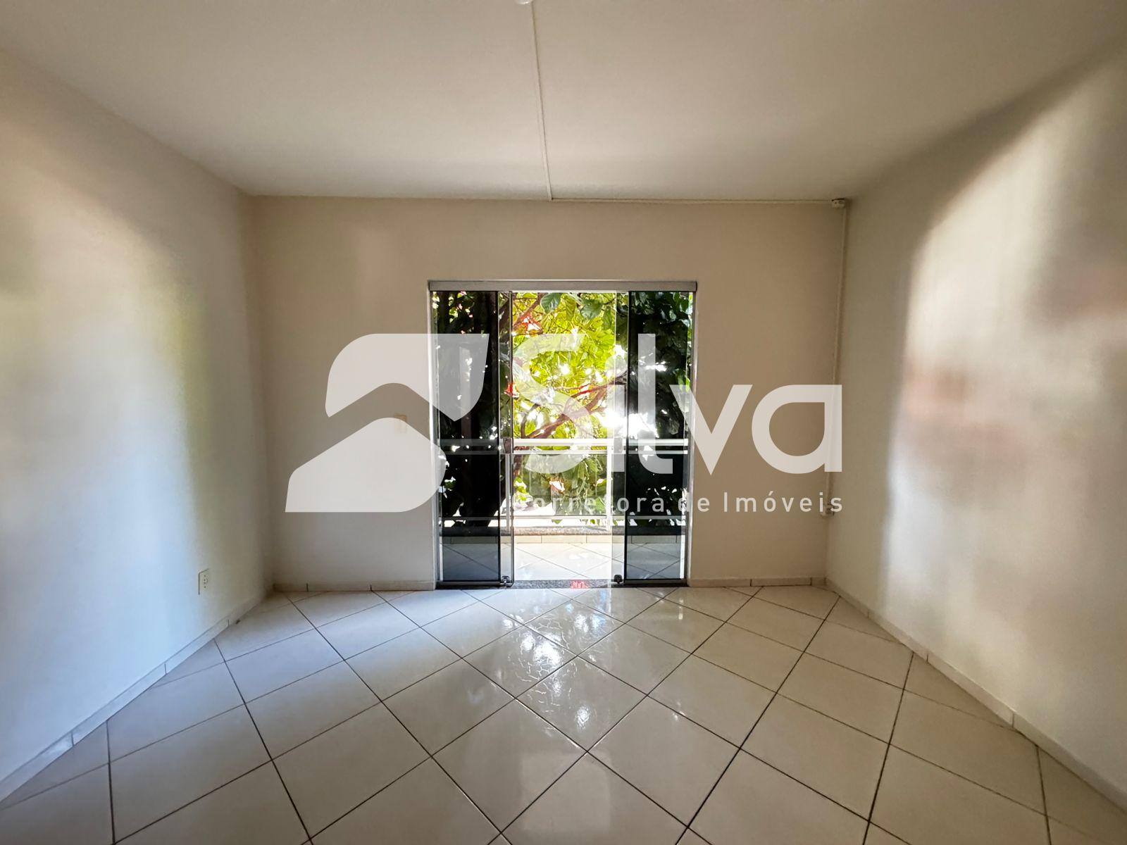 Apartamento Semi Mobiliado Para Locação, 01 suíte e 02 dormitórios - Centro Norte