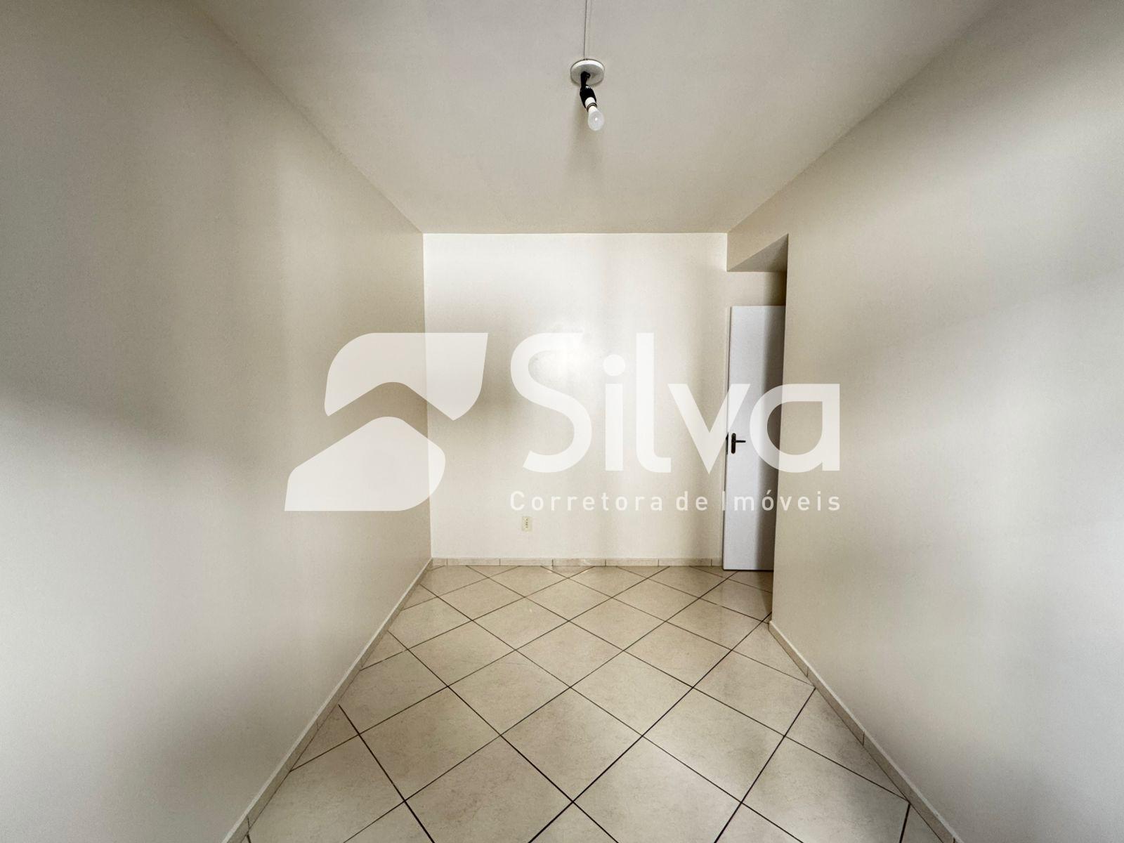 Apartamento Semi Mobiliado Para Locação, 01 suíte e 02 dormitórios - Centro Norte