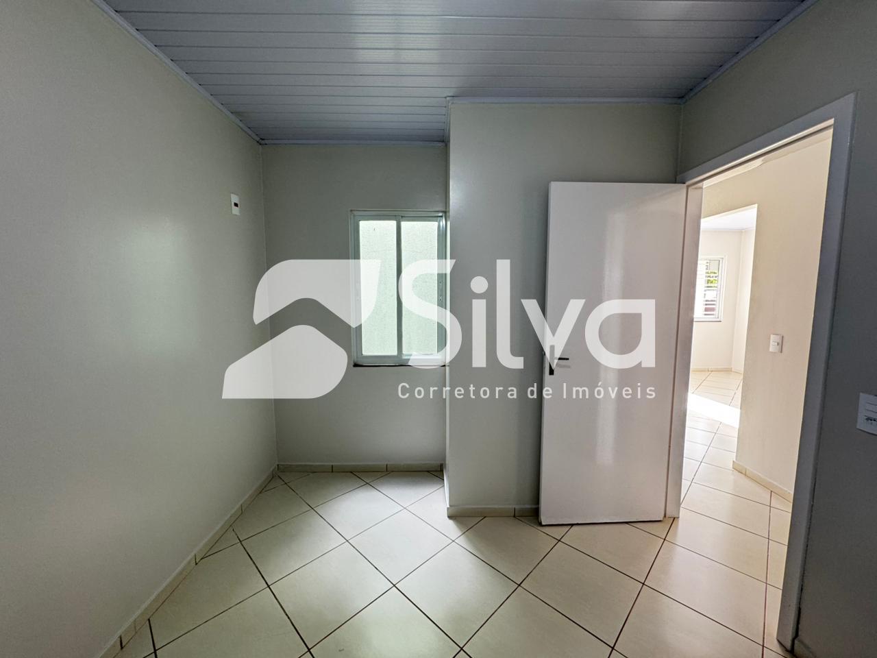 Casa a venda localizada no Loteamento Smaniotto, Dois Vizinhos-PR.
