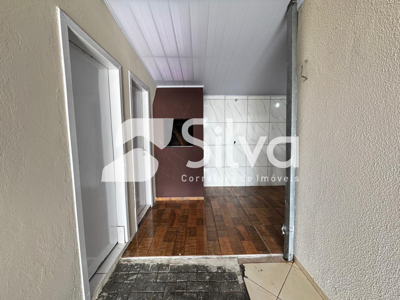 Casa a venda localizada no Loteamento Smaniotto, Dois Vizinhos-PR.