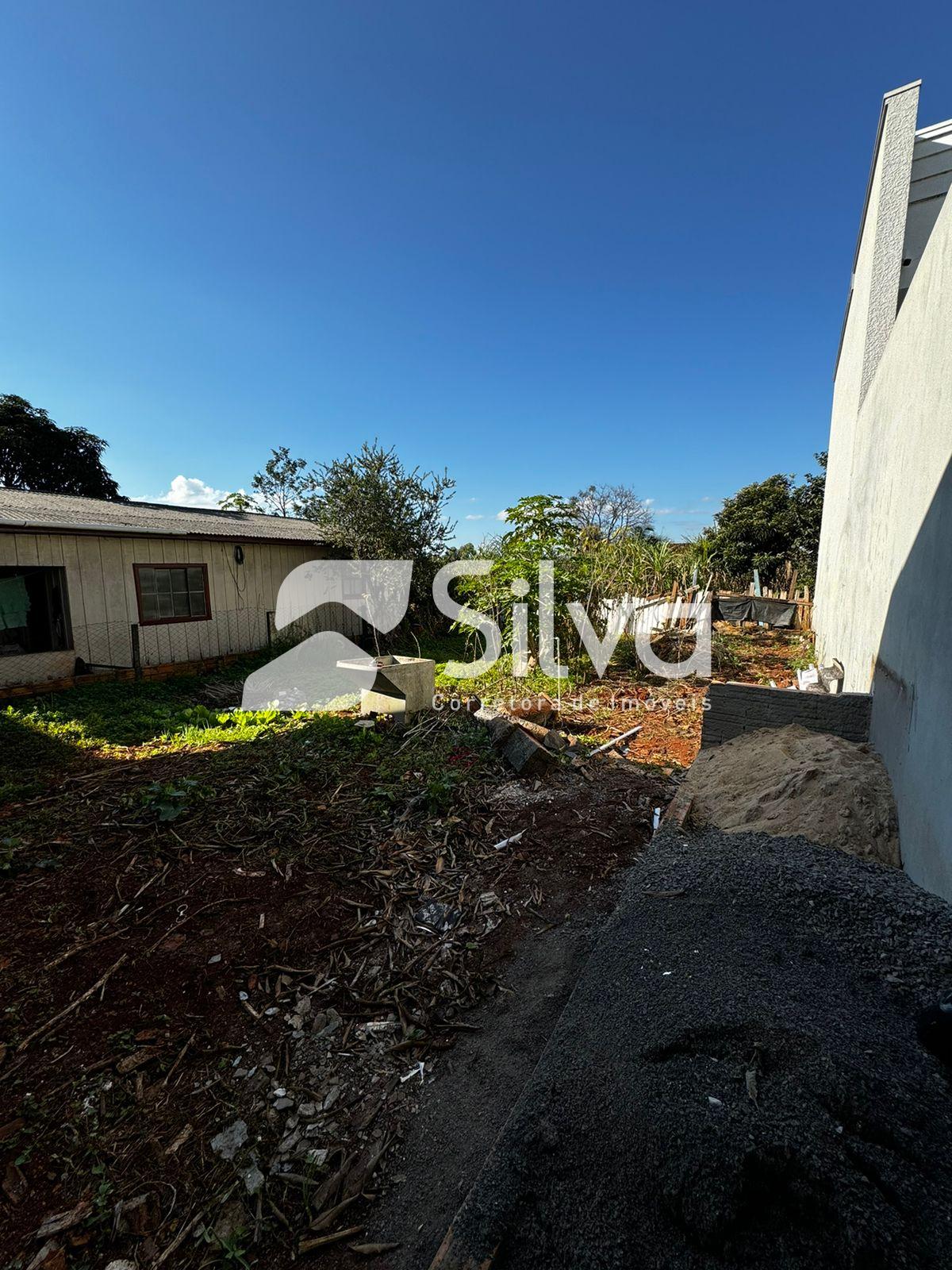 Casa para venda localizada no Bairro So Francisco Xavier, Dois Vizinhos-PR.
