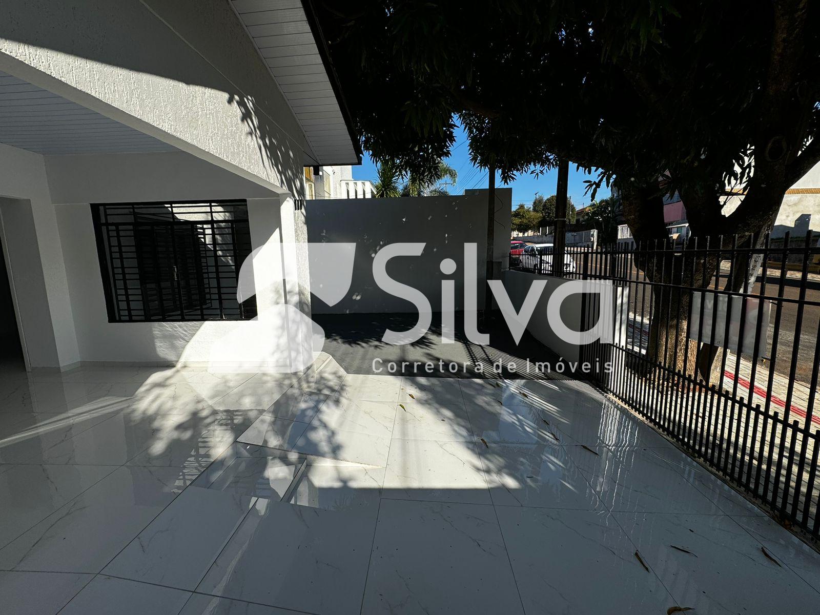 Casa para venda localizada no Bairro So Francisco Xavier, Dois Vizinhos-PR.