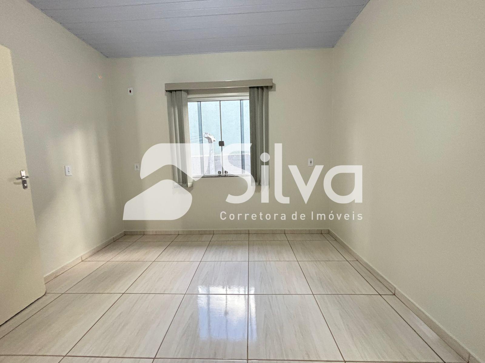 Casa para locao com 02 dormitrios - Loteamento Nossa Senhora da Salete.