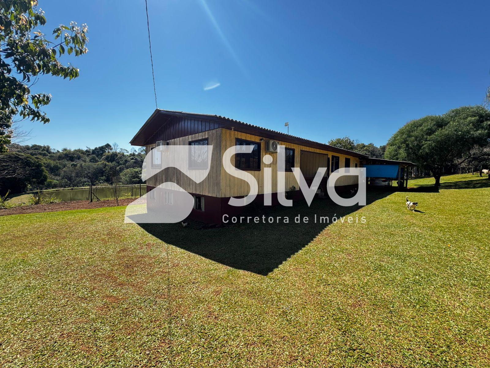 Chcara a venda localizada no interior de Itapejara D Oeste.
