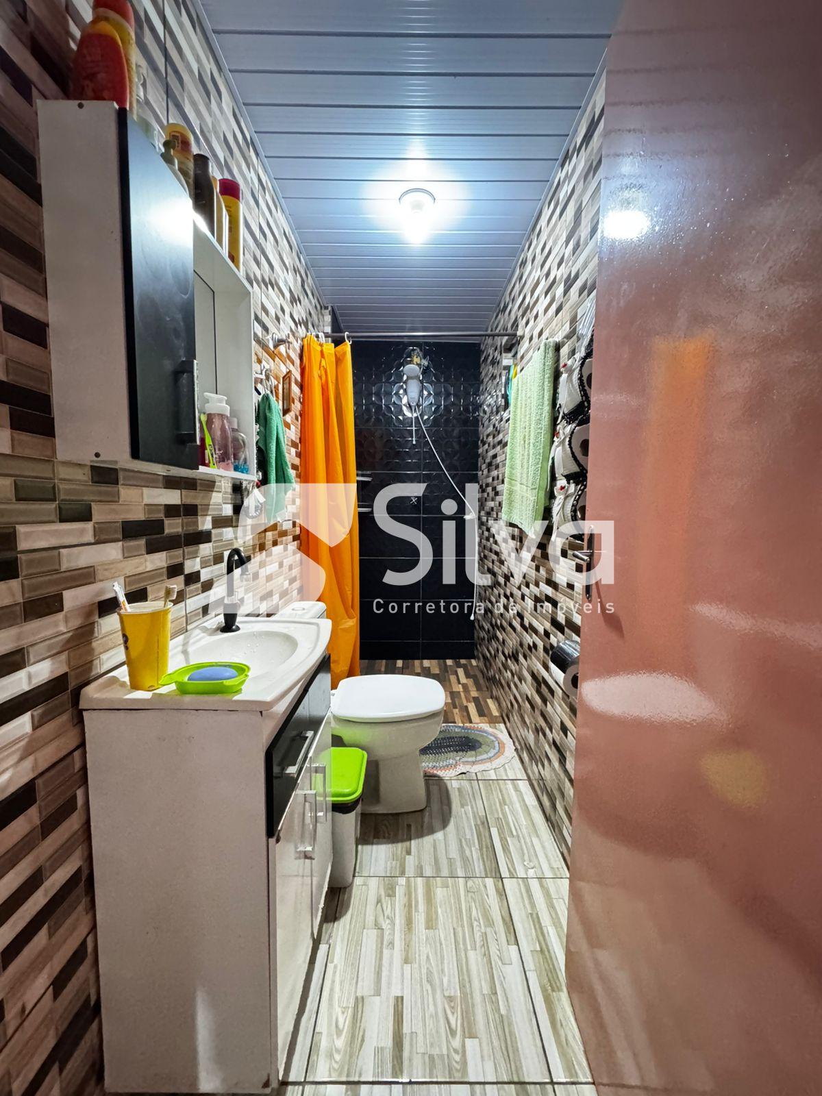 Casa a venda localizada no Loteamento Meredick, Dois Vizinhos-PR.