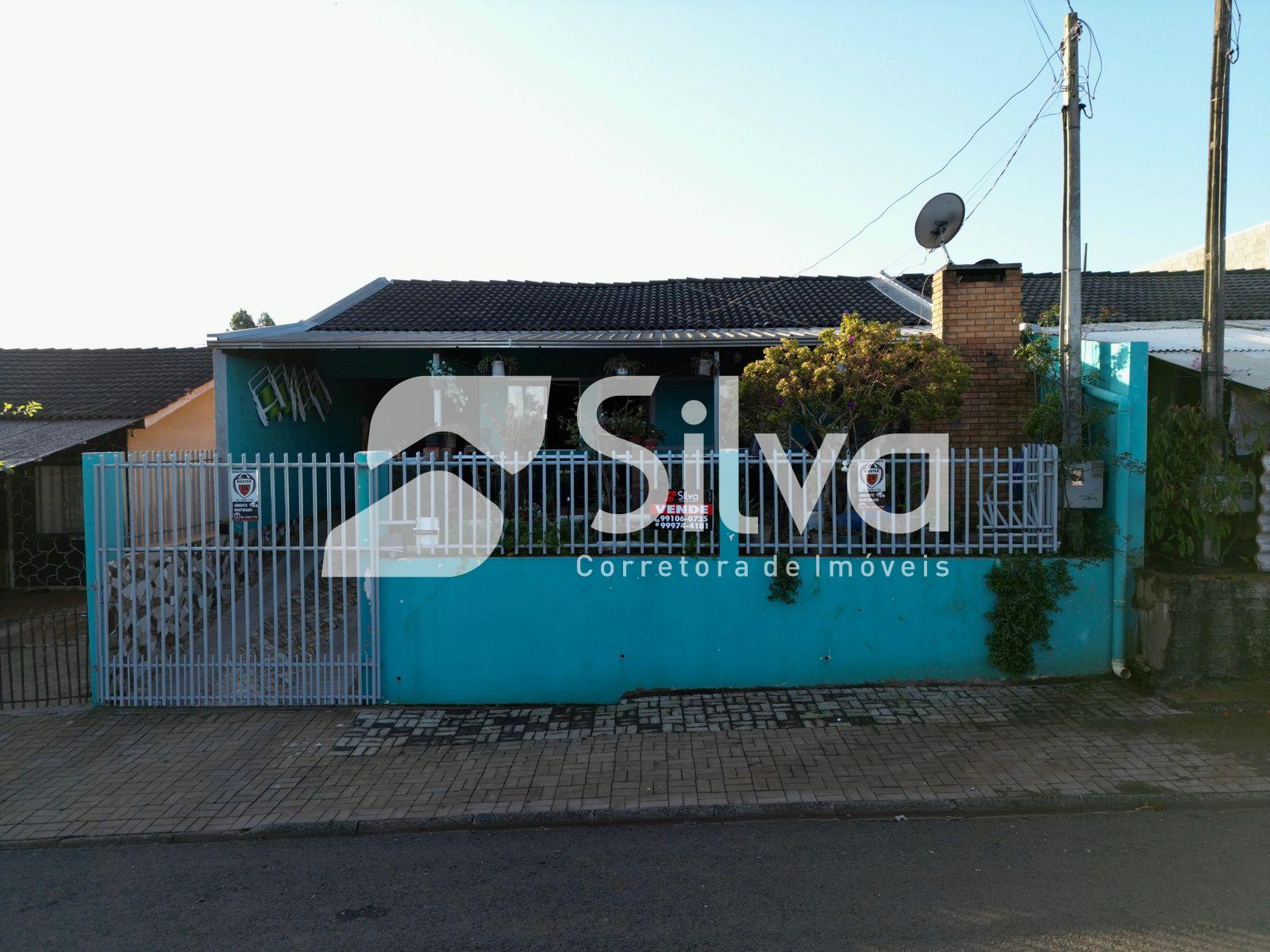 Casa a venda localizada no Loteamento Meredick, Dois Vizinhos-PR.