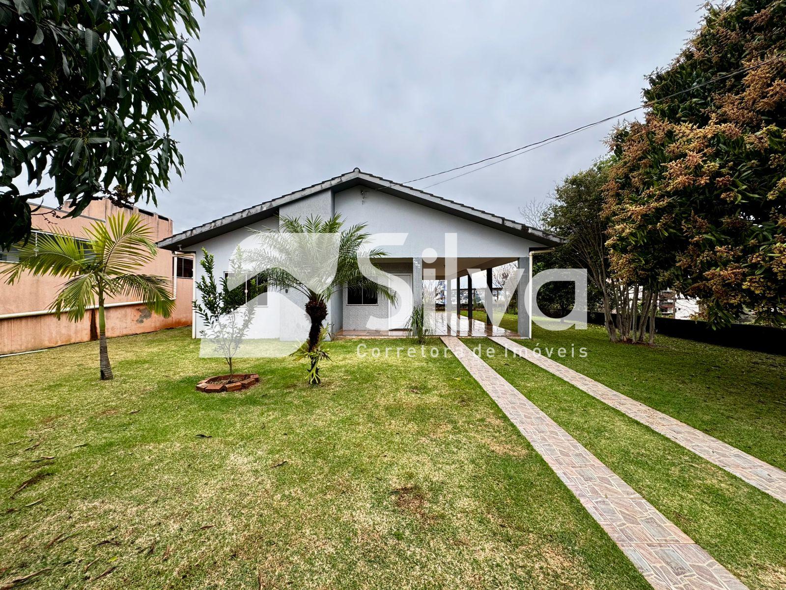 Casa para venda localizada no Centro Norte, Dois Vizinhos-PR.