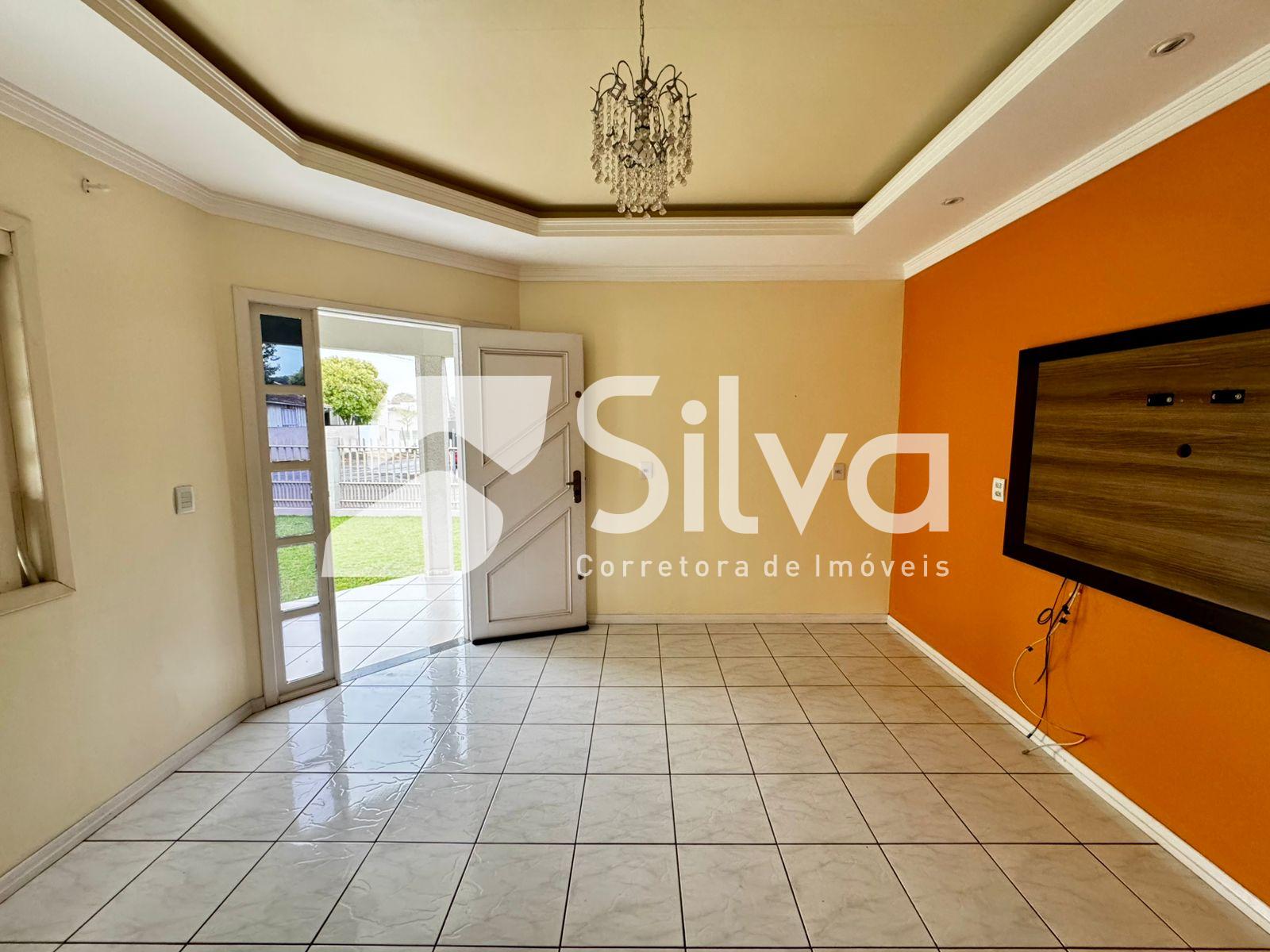 Casa a venda, localizada no Bairro So Francisco de Assis, Dois Vizinhos-PR.