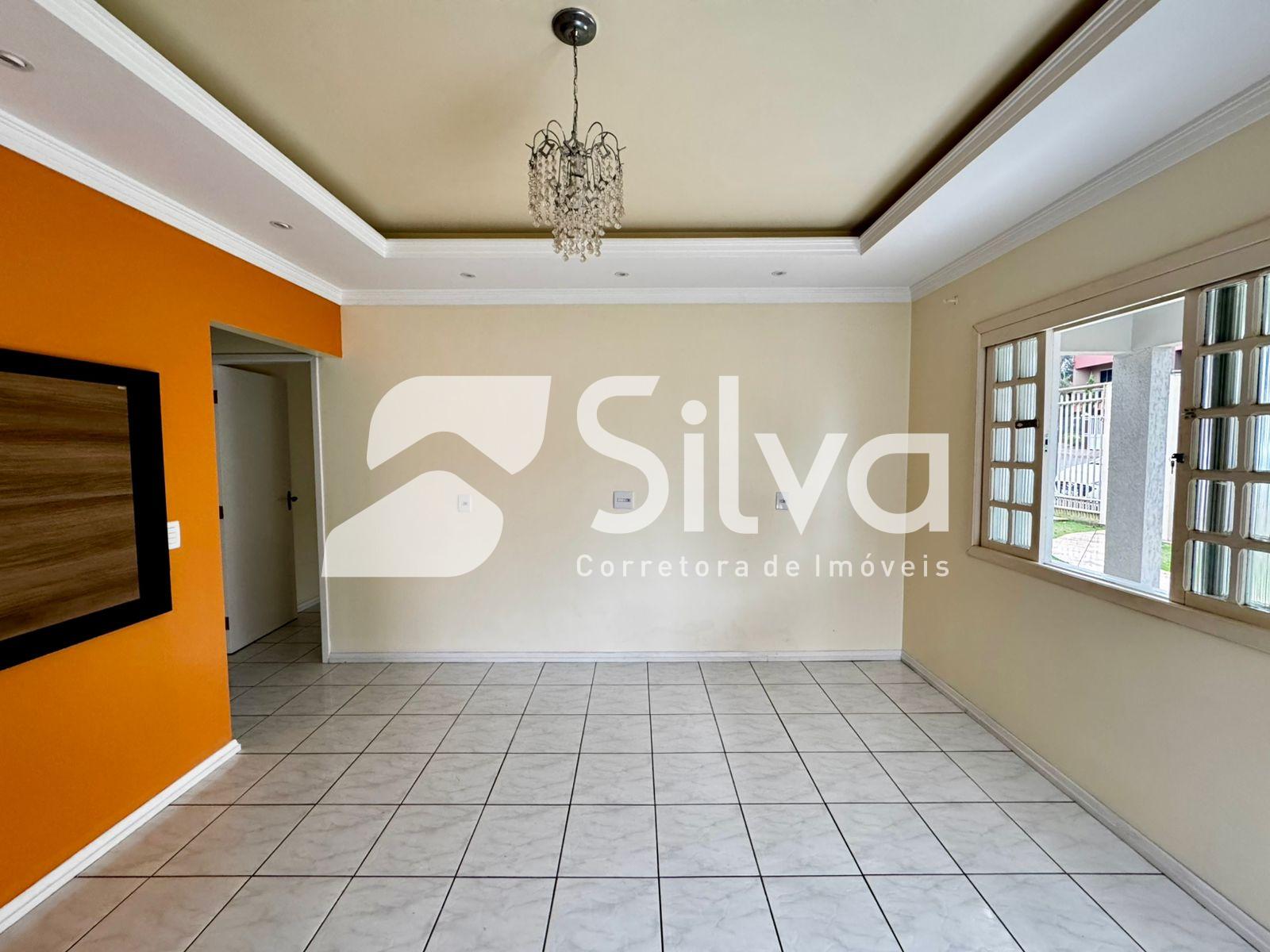 Casa a venda, localizada no Bairro So Francisco de Assis, Dois Vizinhos-PR.