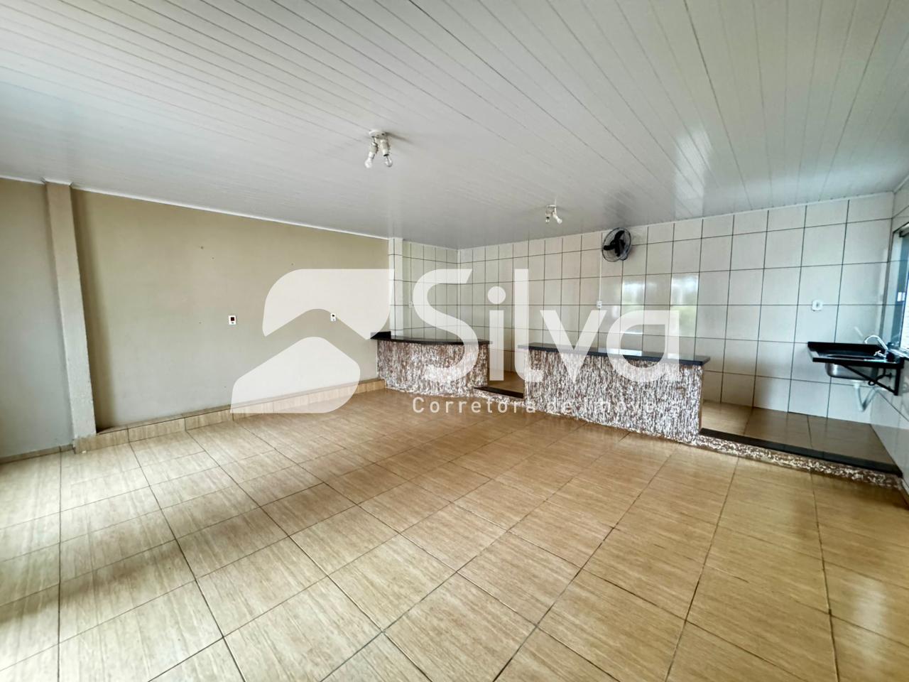 Casa a venda, localizada no Bairro So Francisco de Assis, Dois Vizinhos-PR.