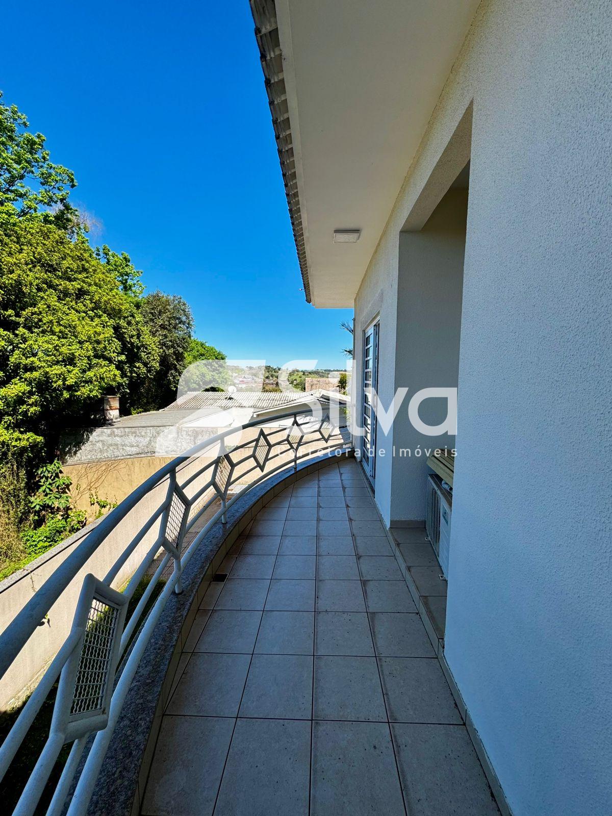 Casa a venda localizada no Centro Sul, Dois Vizinhos-PR.