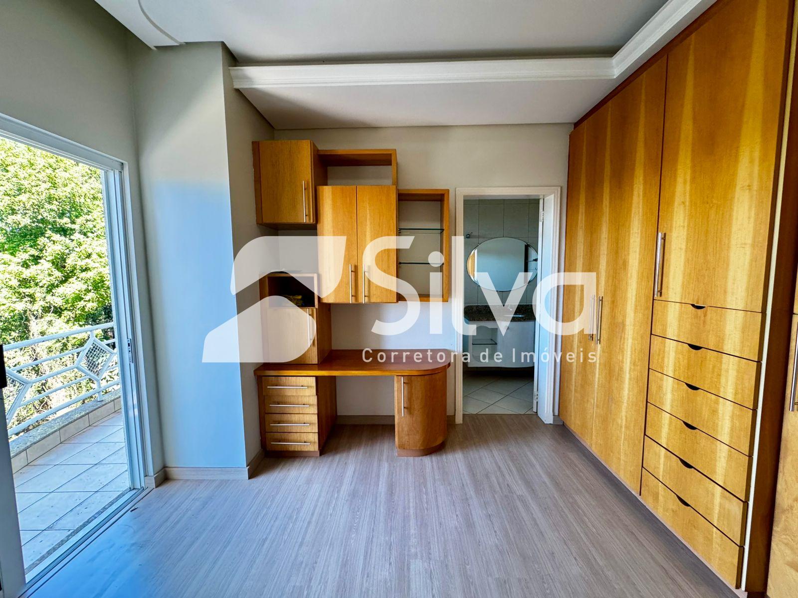 Casa a venda localizada no Centro Sul, Dois Vizinhos-PR.