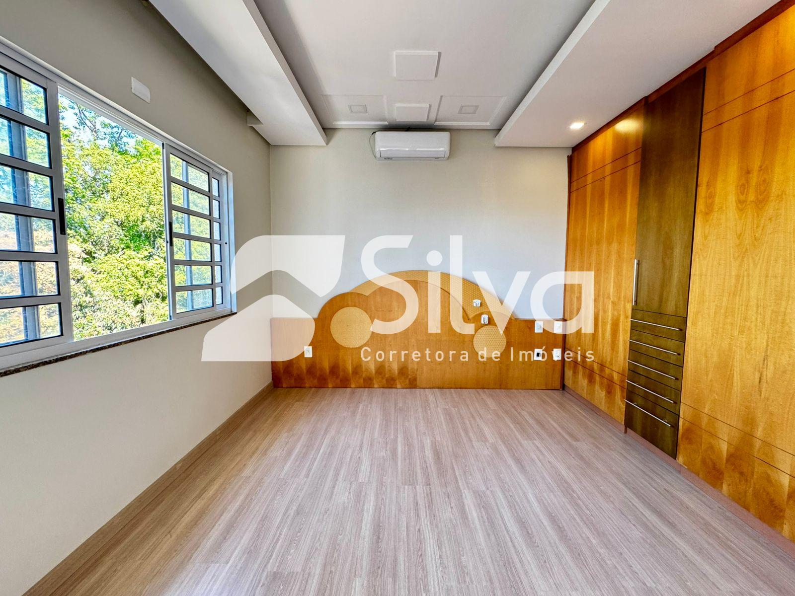 Casa a venda localizada no Centro Sul, Dois Vizinhos-PR.