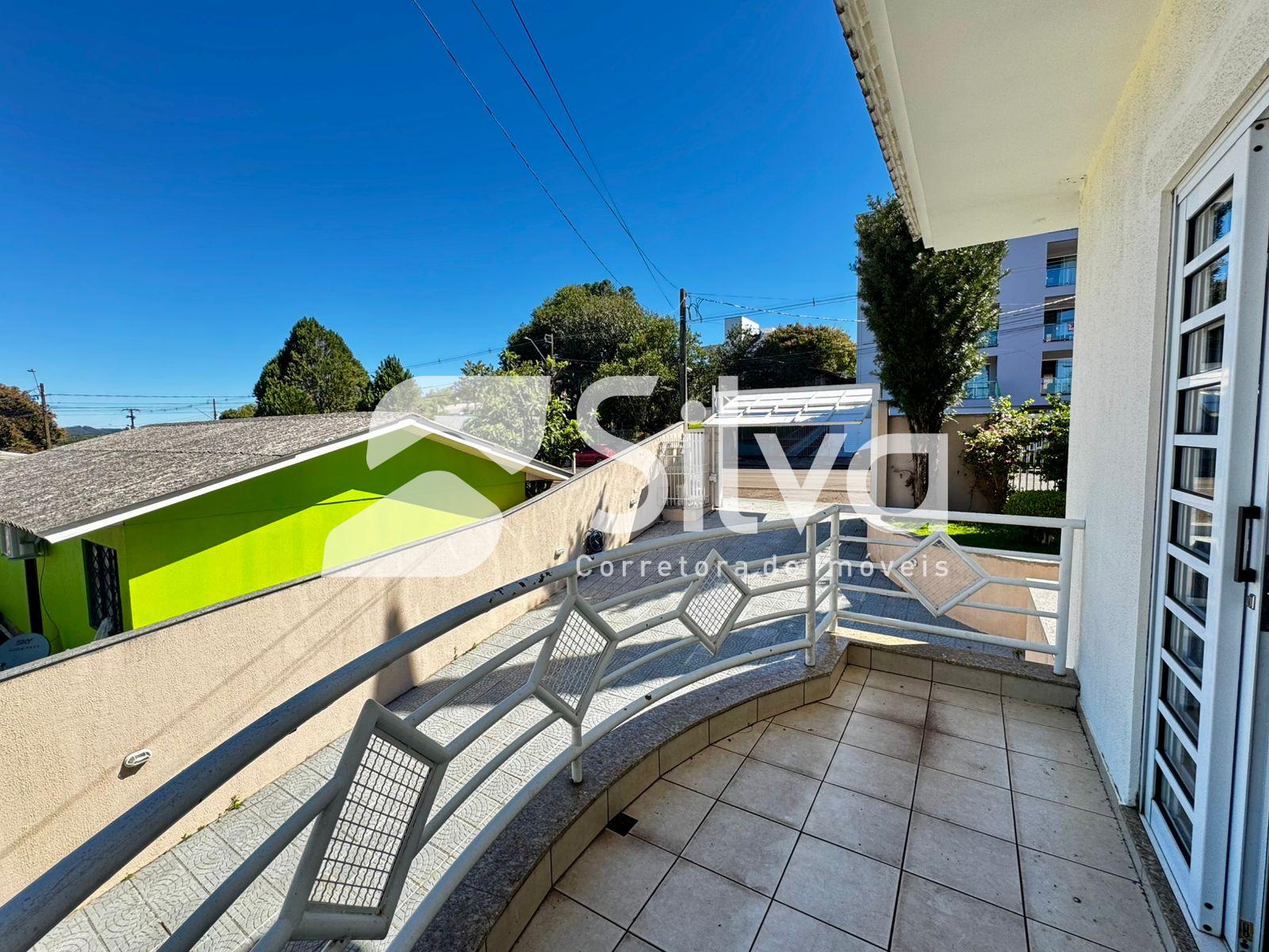 Casa a venda localizada no Centro Sul, Dois Vizinhos-PR.
