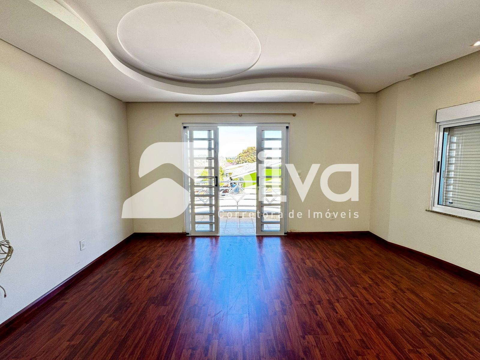Casa a venda localizada no Centro Sul, Dois Vizinhos-PR.