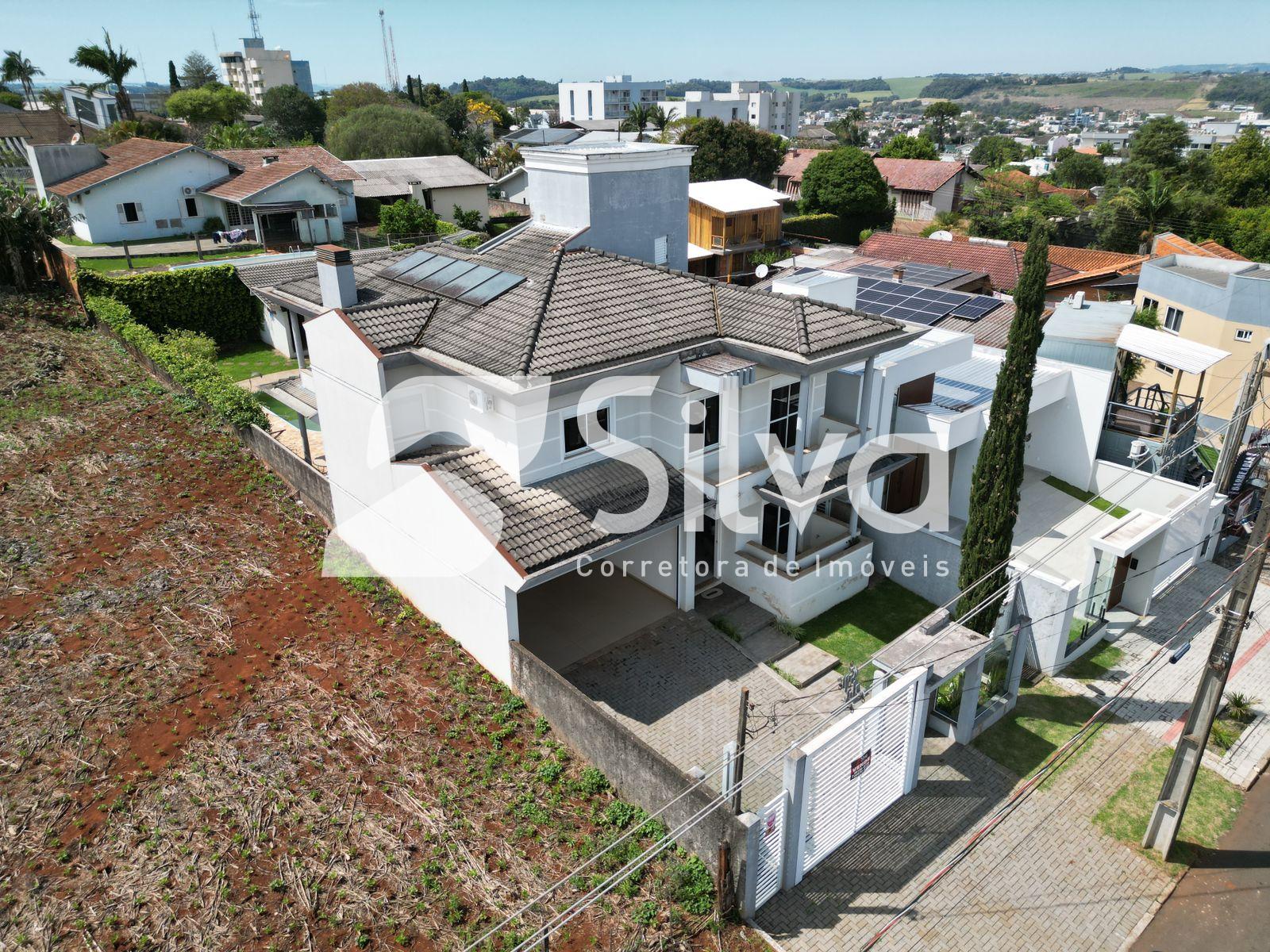 Sobrado a venda localizado no Bairro So Francisco de Assis, Dois Vizinhos-PR.