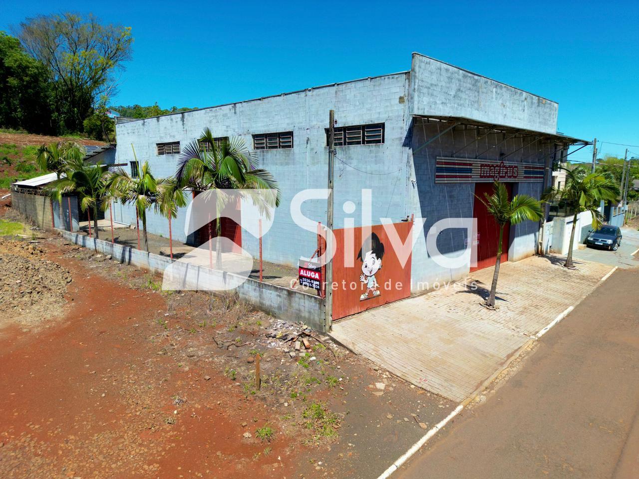 Barrac�o para loca��o localizado no Bairro Sagrada Fam�lia.