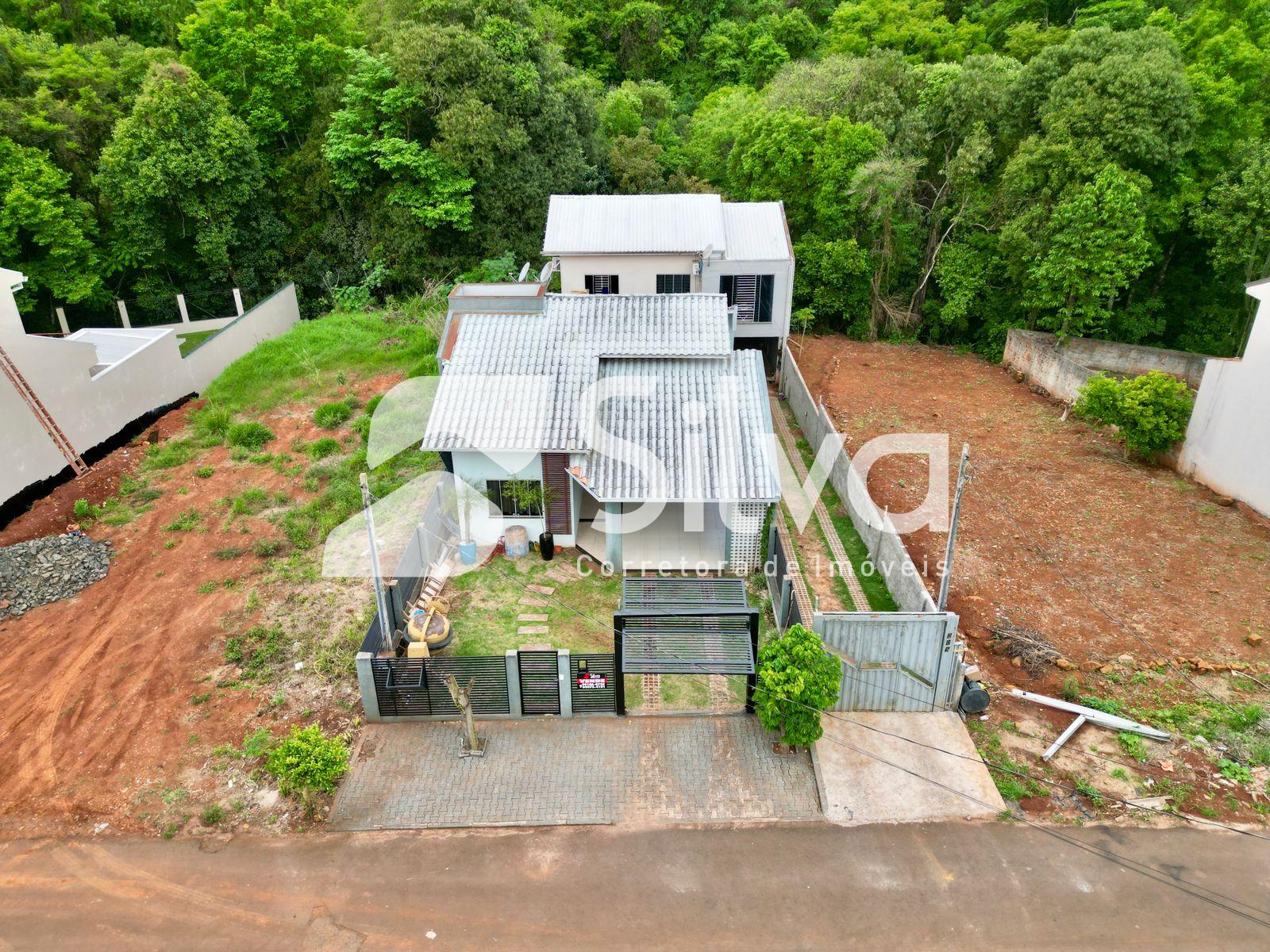 Casa a venda localizada no Centro Sul, Dois Vizinhos-PR.