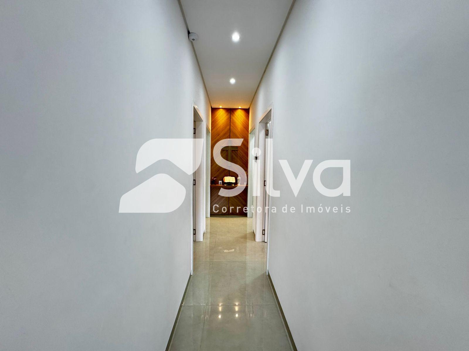 Casa a venda localizada no Loteamento Alto da Zacarias, Dois Vizinhos-PR.