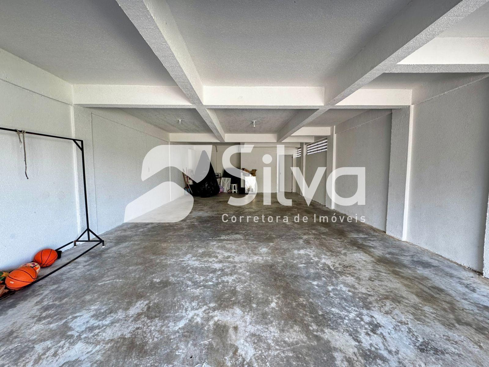 Casa a venda localizada no Loteamento Alto da Zacarias, Dois Vizinhos-PR.