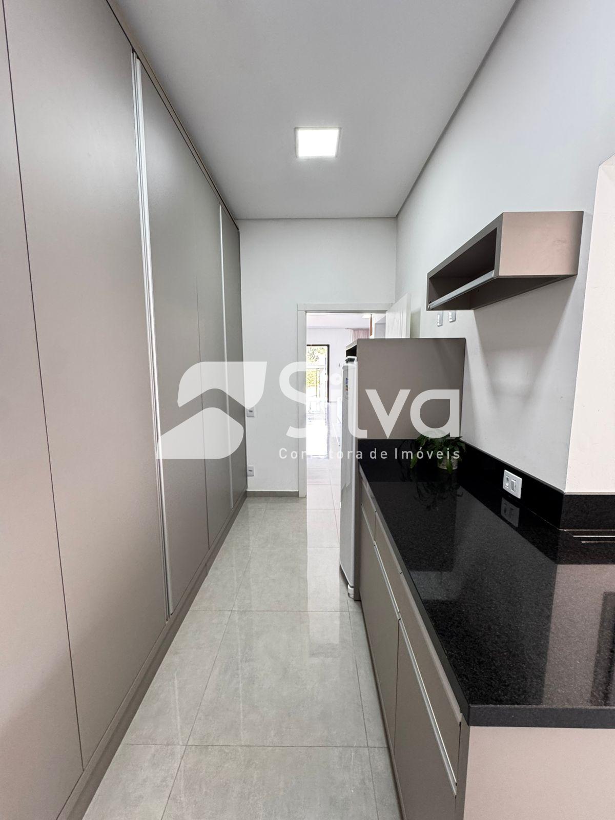 Casa a venda localizada no Loteamento Alto da Zacarias, Dois Vizinhos-PR.
