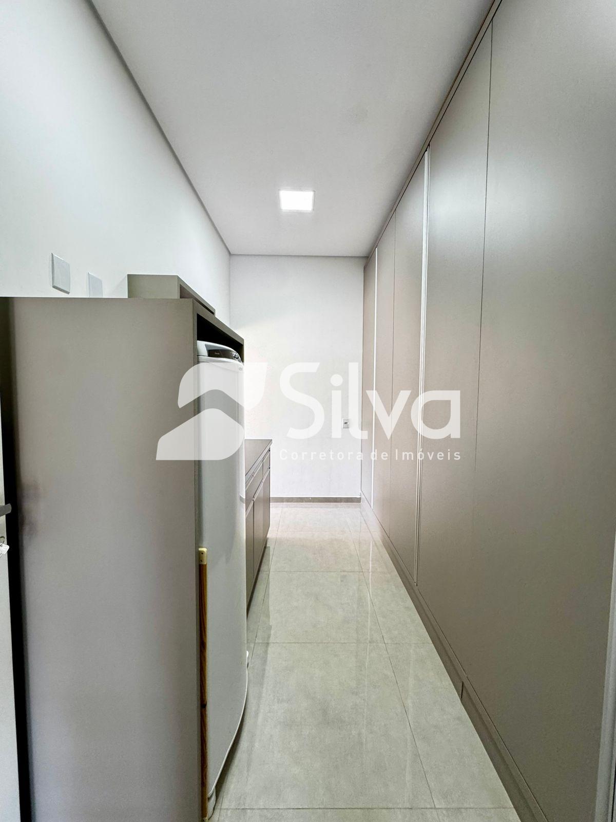 Casa a venda localizada no Loteamento Alto da Zacarias, Dois Vizinhos-PR.