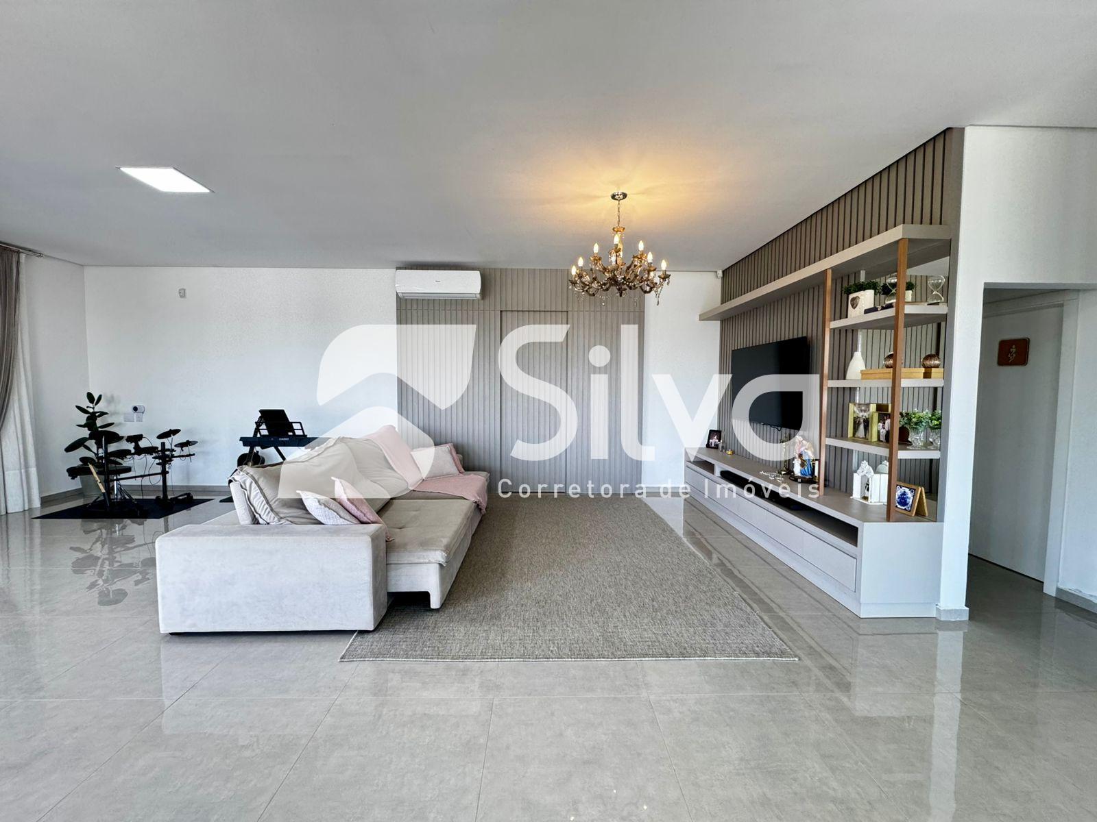 Casa a venda localizada no Loteamento Alto da Zacarias, Dois Vizinhos-PR.